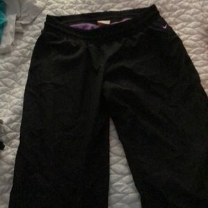 Nike Capri loose fit black work out pants
